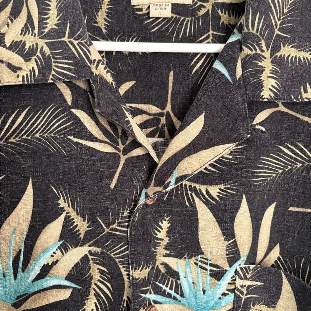 Solitude Mens Button Up 100% Washable Silk Floral Hawaiian Cruise Shirt Large - Picture 7 of 11